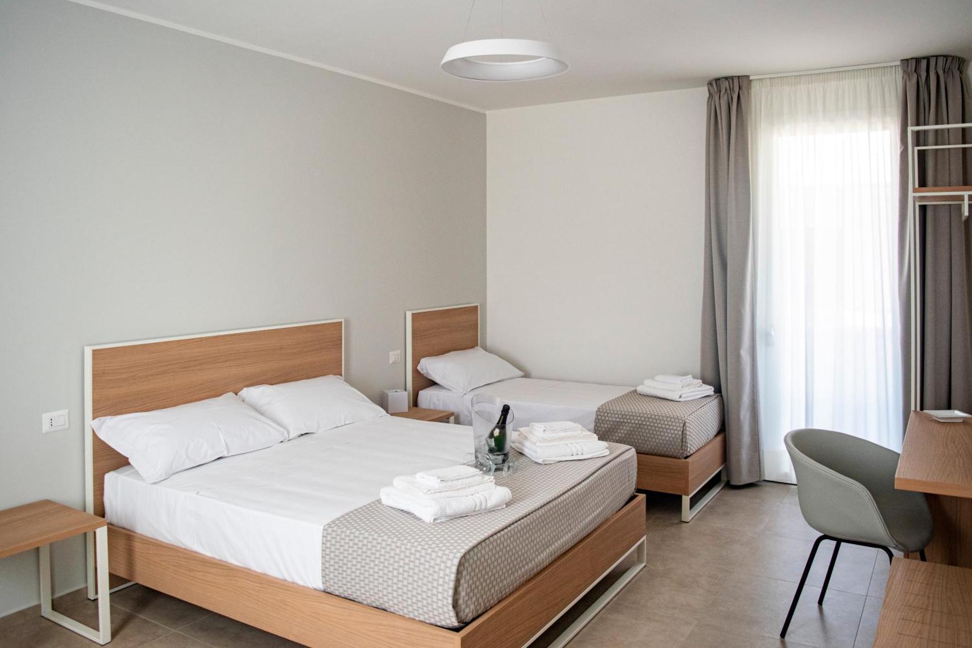 Ferrari Rooms & Apartments Porto Cesareo Esterno foto