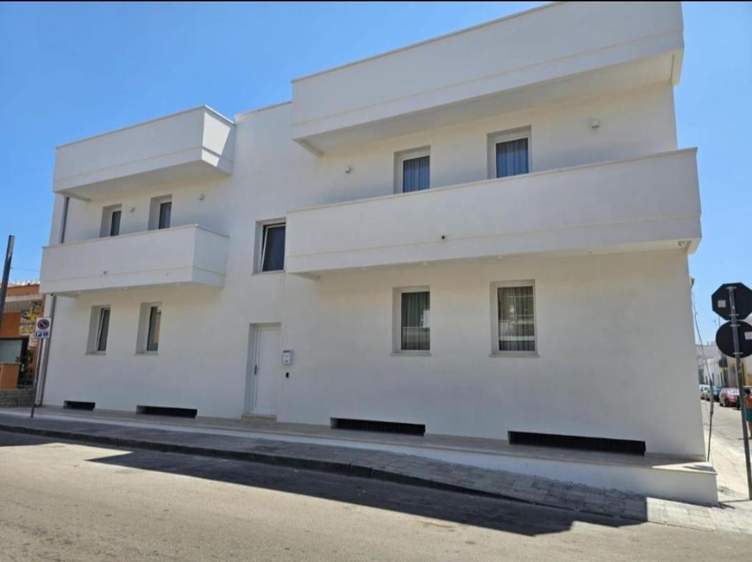 Ferrari Rooms & Apartments Porto Cesareo Esterno foto